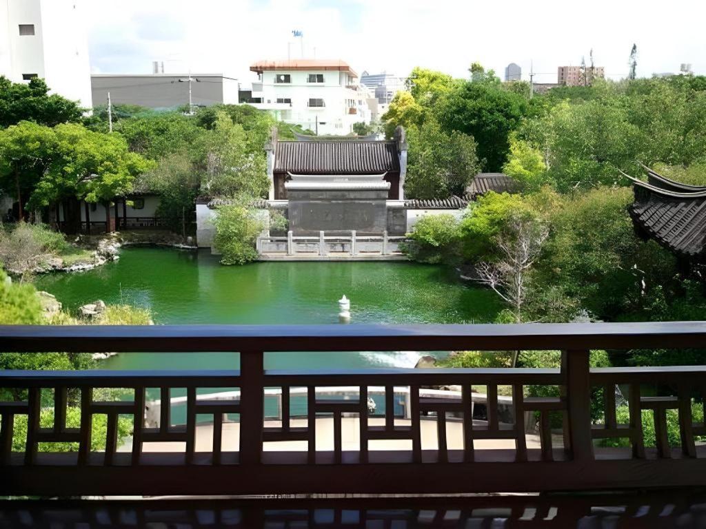 Hotel Peace Land Kume Naha Eksteriør billede