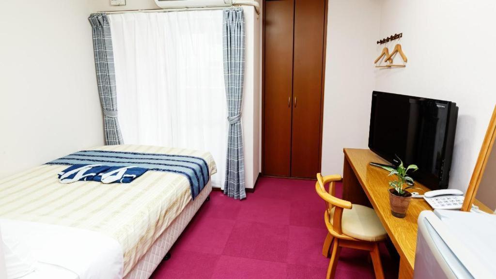 Hotel Peace Land Kume Naha Eksteriør billede