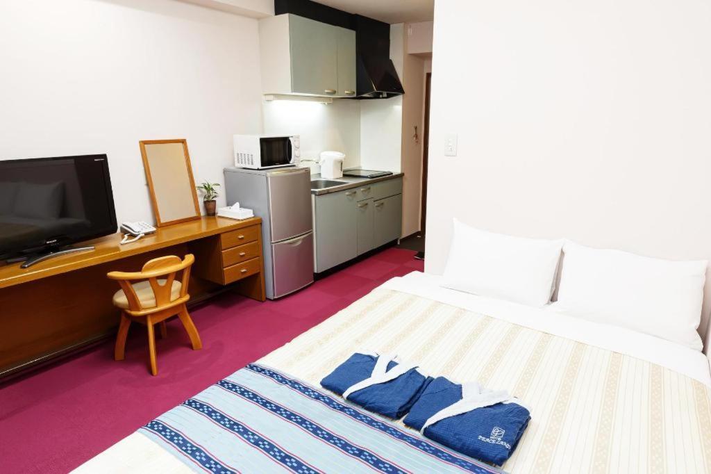 Hotel Peace Land Kume Naha Eksteriør billede